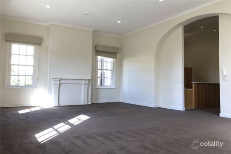 33 Wiltshire Dr, Kew, VIC 3101