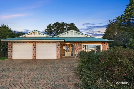 90 Tableland Rd, Wentworth Falls, NSW 2782
