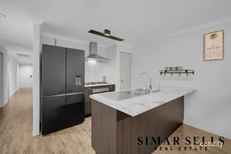 Property photo of 20 Strumpshaw Road Aveley WA 6069