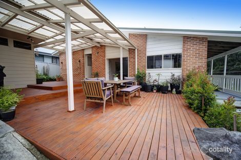 Property photo of 36 Gordon Crescent Smiths Lake NSW 2428