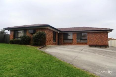 15 Fleece Cl, St Clair, NSW 2759