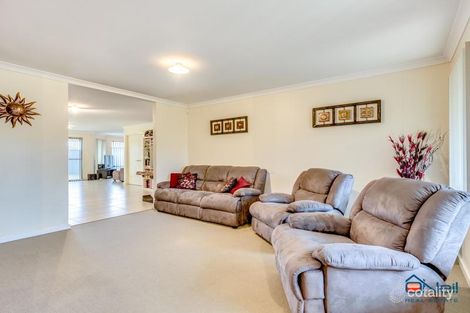 Property photo of 11 Mintberry Gardens Byford WA 6122