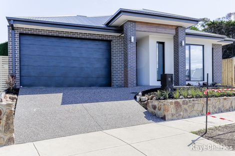 16 Lyntonlee Ave, Officer, VIC 3809