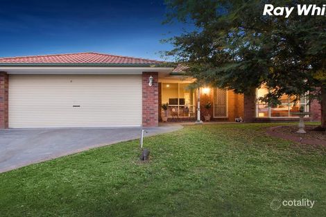 Property photo of 73 Hancock Drive Berwick VIC 3806