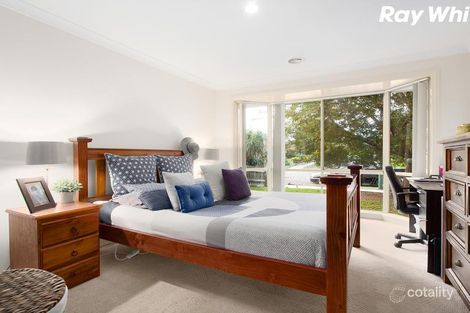 Property photo of 73 Hancock Drive Berwick VIC 3806