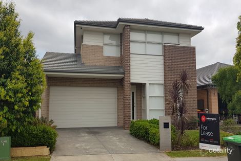 28 Charlie St, Middleton Grange, NSW 2171