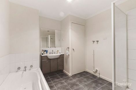 Property photo of 30/1 Eucalyptus Mews Notting Hill VIC 3168