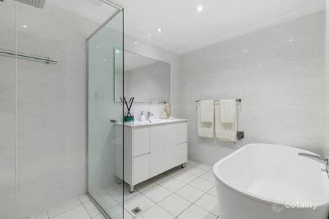 Property photo of 40 Casuarina Road Alfords Point NSW 2234
