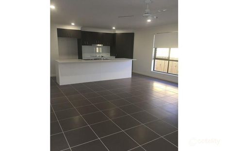 Property photo of 27 Derwent Close Holmview QLD 4207