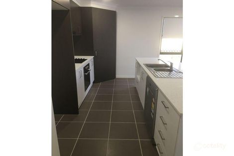 Property photo of 27 Derwent Close Holmview QLD 4207