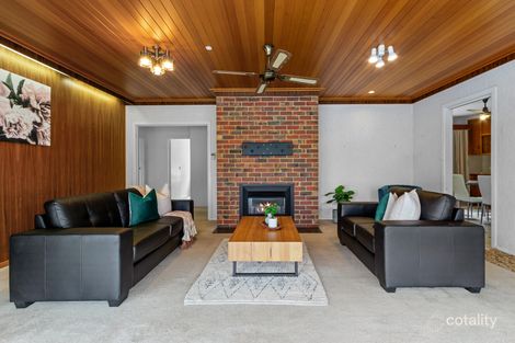 Property photo of 5 Elder Grove Boronia VIC 3155
