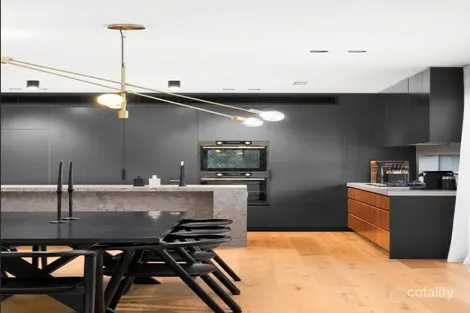 Property photo of 22B Greendale Road Bentleigh East VIC 3165