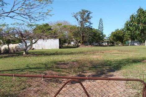 2 Macartney St, St Lawrence, QLD 4707