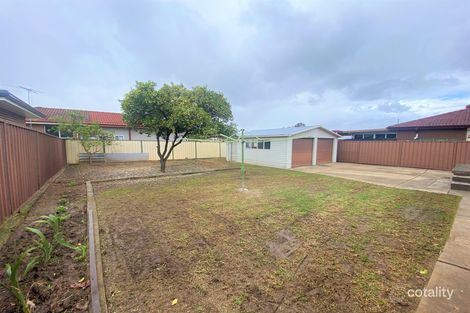 Property photo of 4 Denbern Street Bossley Park NSW 2176