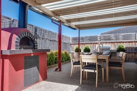 Property photo of 8 Shoal Circuit Doreen VIC 3754