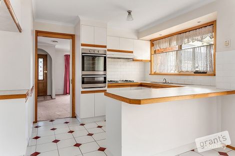 Property photo of 11 Estella Court Narre Warren VIC 3805