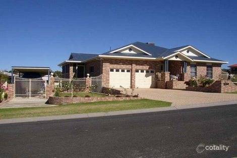 4 Crestview Pl, Inverell, NSW 2360