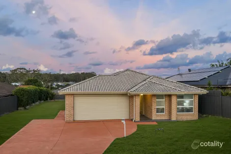 19 Colonial St, Wadalba, NSW 2259