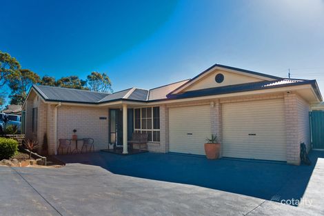 Property photo of 22 Middle Tree Close Hamlyn Terrace NSW 2259