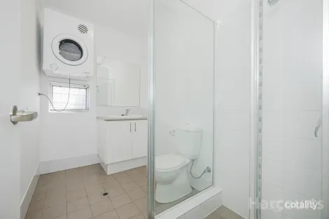 Property photo of 2/1 Spring Avenue Midland WA 6056