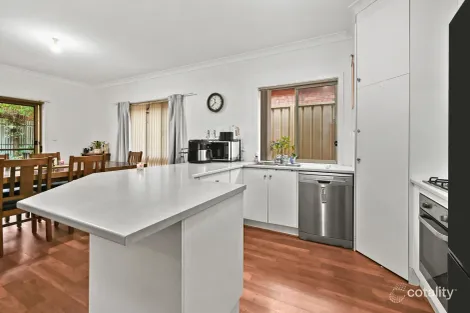 Property photo of 19 Gravity Grove Munno Para West SA 5115