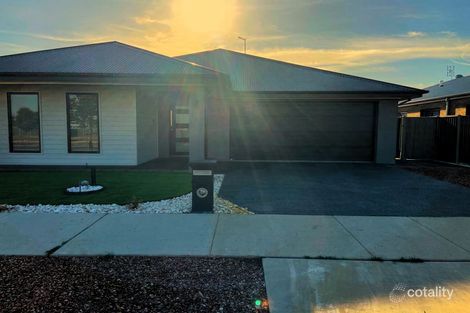 Property photo of 66 Peter Thomson Circuit Yarrawonga VIC 3730
