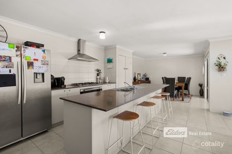 Property photo of 10 Waverley Road Australind WA 6233