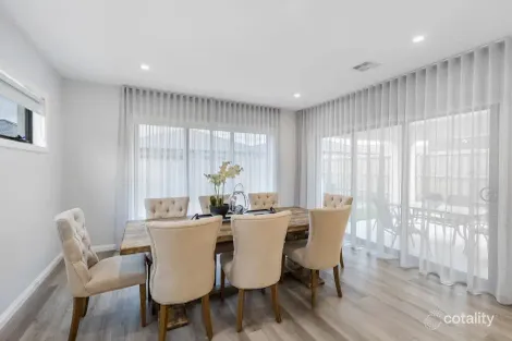 Property photo of 12 Paprika Parade Mickleham VIC 3064
