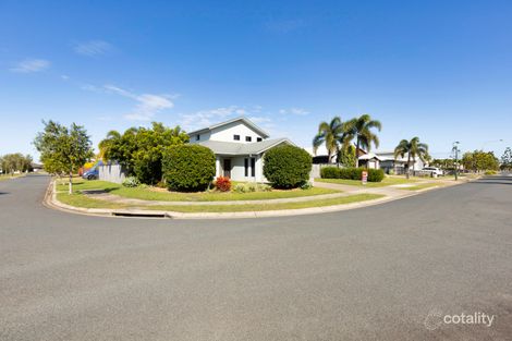 Property photo of 2 Woden Crescent Ooralea QLD 4740