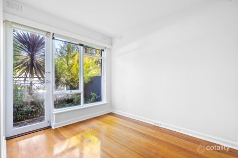 Property photo of 1/1 Marlton Crescent St Kilda VIC 3182