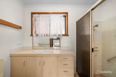 Property photo of 12 Albert Court Wangaratta VIC 3677
