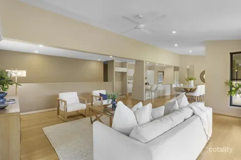 Property photo of 11 Molonglo Close Reedy Creek QLD 4227