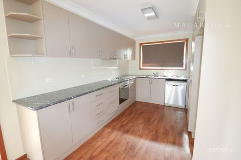 Property photo of 19 Vestey Street Wagga Wagga NSW 2650