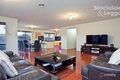 Property photo of 14 Apsley Vista Derrimut VIC 3026