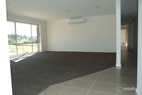 Property photo of 70 Glen Mia Drive Bega NSW 2550