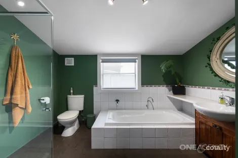 Property photo of 4 Bells Parade Somerset TAS 7322