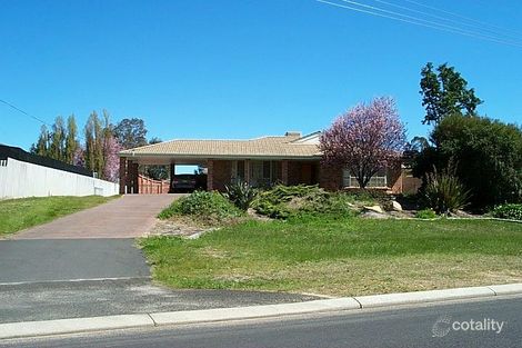 8 Lynn St, Collie, WA 6225