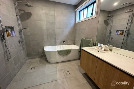 44 Annabella St, Cranbourne East, VIC 3977