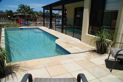Property photo of 15 Seaspray Street Paradise Point QLD 4216