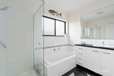 Property photo of 6 Banksia Drive Elliminyt VIC 3250