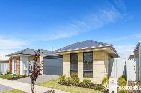 Property photo of 5 Livorno Boulevard Piara Waters WA 6112
