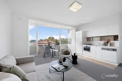 8/26 Docker St, Elwood, VIC 3184