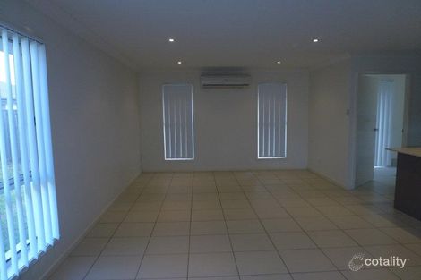 Property photo of 2 Sackville Close Fitzgibbon QLD 4018
