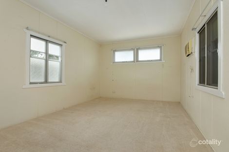 Property photo of 42 Toowoomba Road Oakey QLD 4401