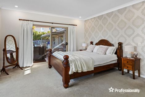 Property photo of 11 Fiddle Court Arana Hills QLD 4054