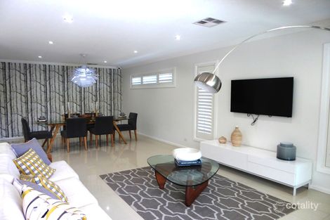 Property photo of 10 Peregrine Street Gledswood Hills NSW 2557