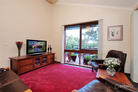 Property photo of 70 Neuparth Road Croydon North VIC 3136