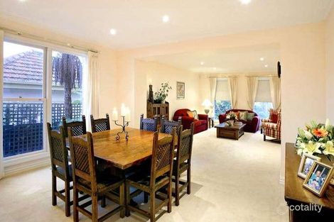 Property photo of 11 Atkins Avenue Glen Iris VIC 3146