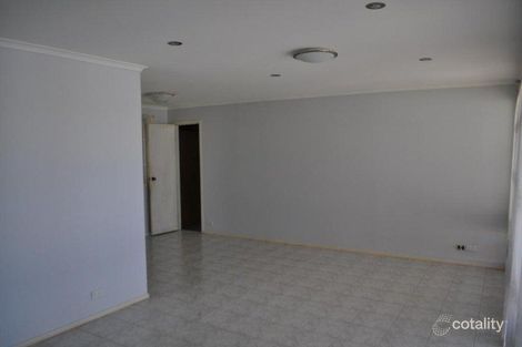 Property photo of 43 Condello Crescent Edensor Park NSW 2176