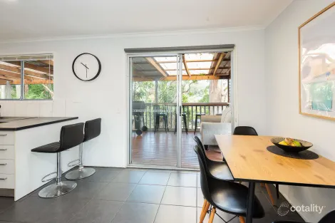 Property photo of 52 Mitchell Avenue Molendinar QLD 4214